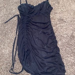 Beautiful to wear in a party,wedding anywhere you go!